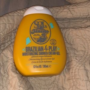 Sol Janeiro Brazilian 4play moisturizing cream-gel